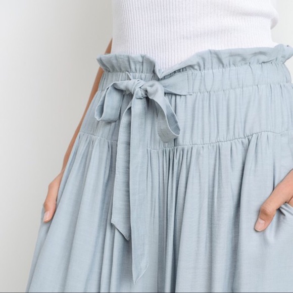 MOVING SALE-NO OFFERS‼️Havana Wide Leg Trousers - Picture 3 of 3